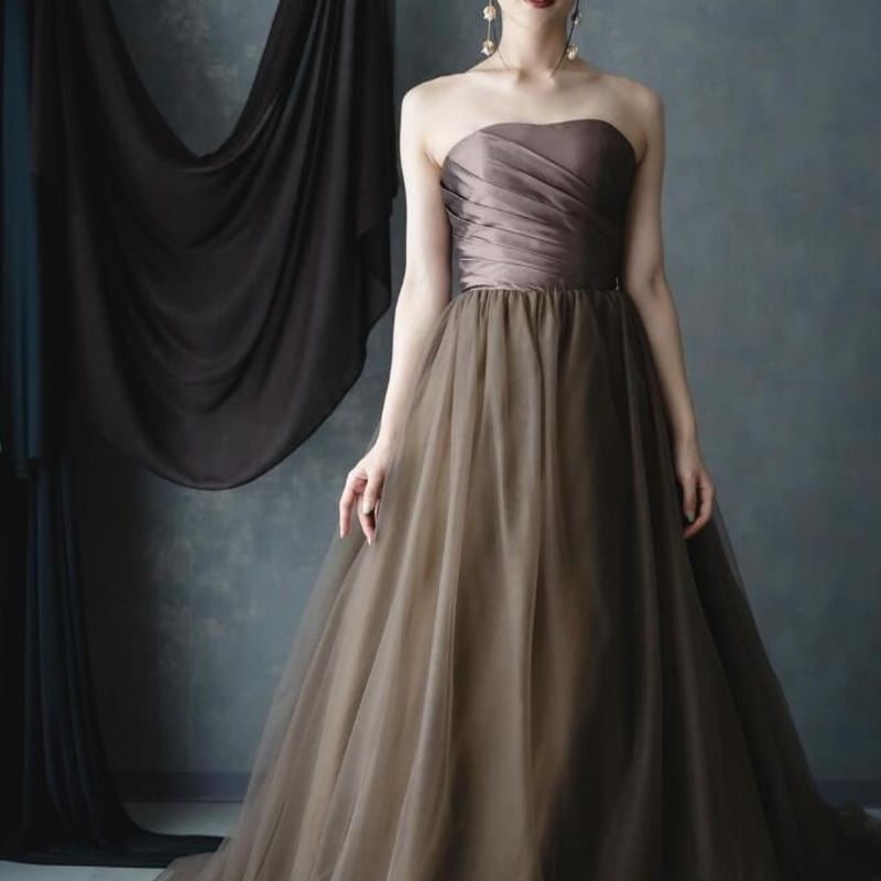 カラードレス コーヒーの色 ベアトップ チュールスカート ビスチェ  