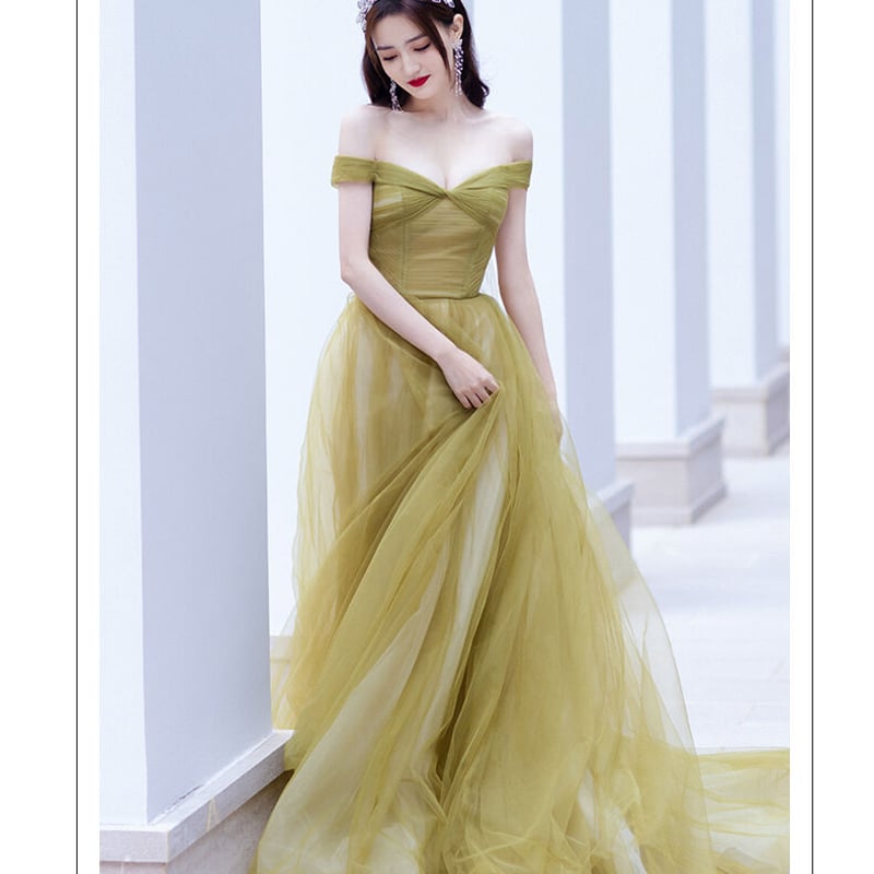 抜群 のおしゃれ見えオフショル パーティードレス ピスタチオカラー  