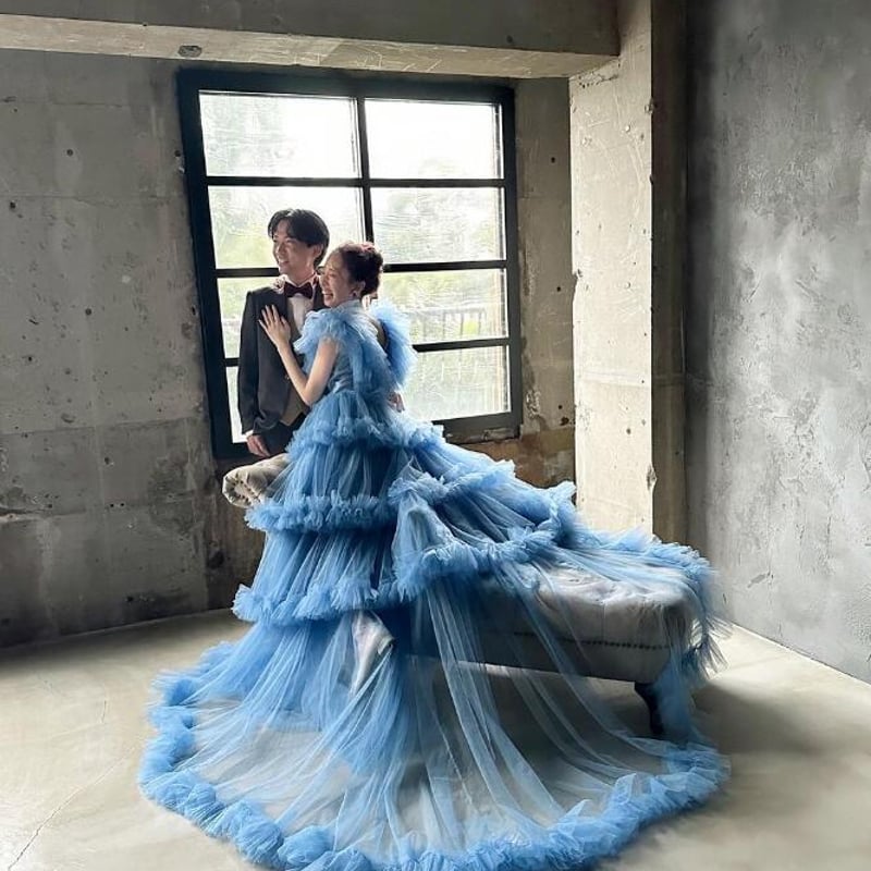 豪華！ カラードレス オンショルダードレス 爽やかで優しいブルー  