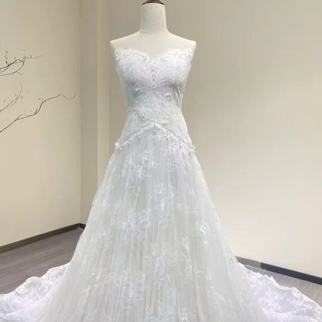 ウエディングドレス   ホワイト    ベアトップ   贅沢な総レース    華やかなトレーン  取り外し袖  結婚式  前撮り