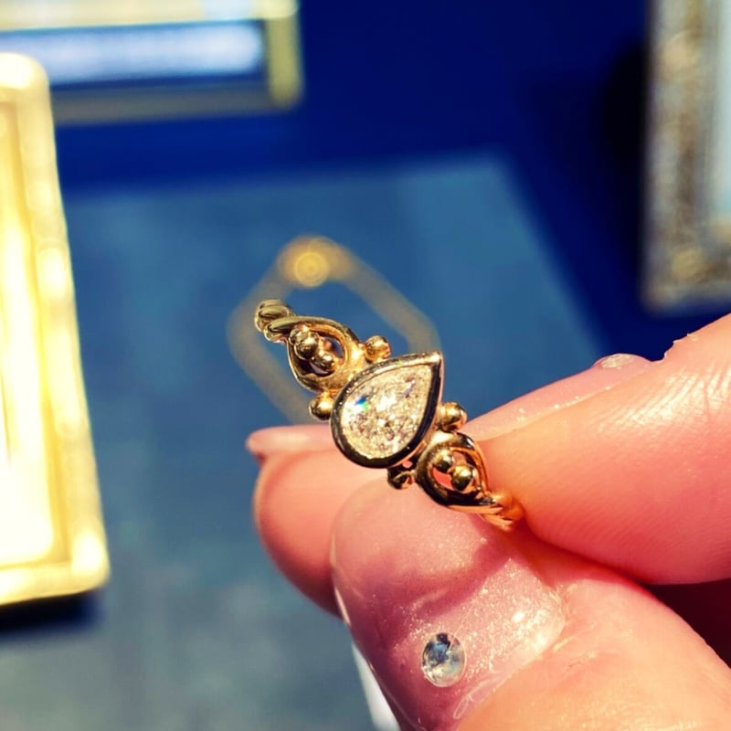 18k ダイヤモンド リング | IRIS Gem & Jewellery