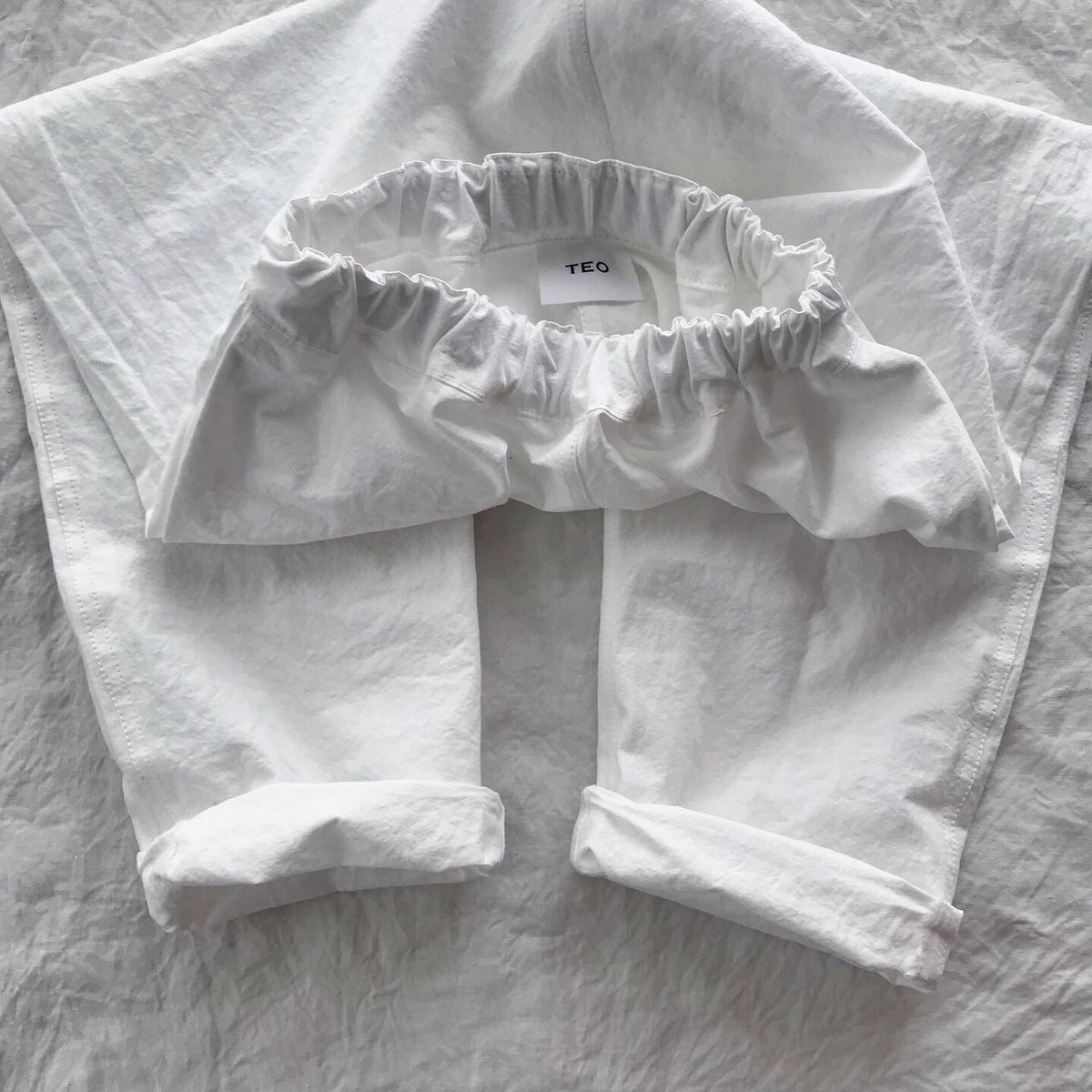 TEO コットン&リネン乾燥加工　ホワイトバルーンパンツ コットン&リネン乾燥加工ホワイトバルーンパンツ | TEO