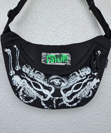 Moon Shoulder Bag (2)