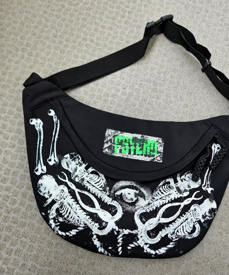 Moon Shoulder Bag (2)