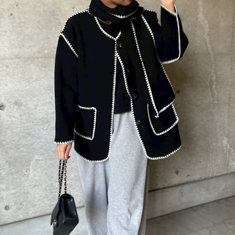 マフラー付き刺繍ノーカラーコーディガン(ブラック)