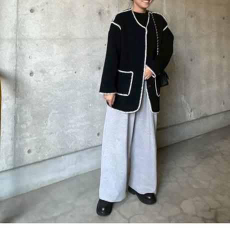 マフラー付き刺繍ノーカラーコーディガン(ブラック)