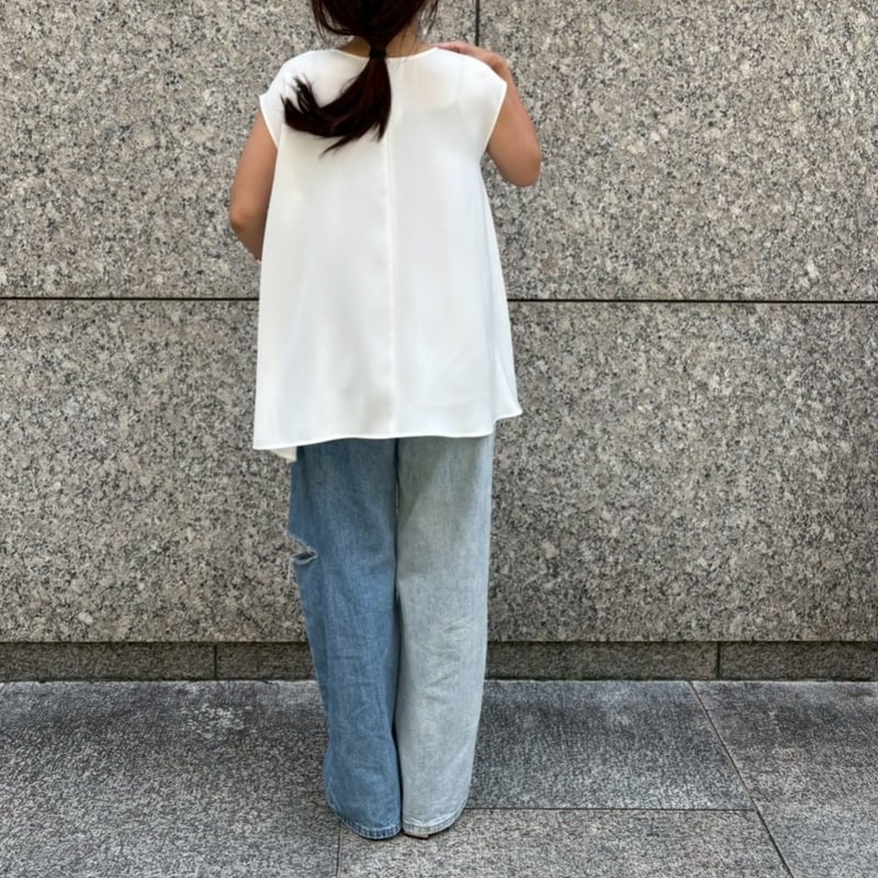 接触冷感&UVカットフレアラウンドトップス(ホワイト) | myinemy's STORE