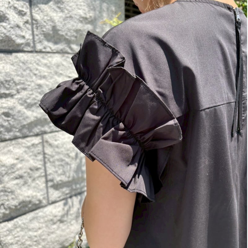 フリル袖ワンピース(ブラック) | myinemy's STORE