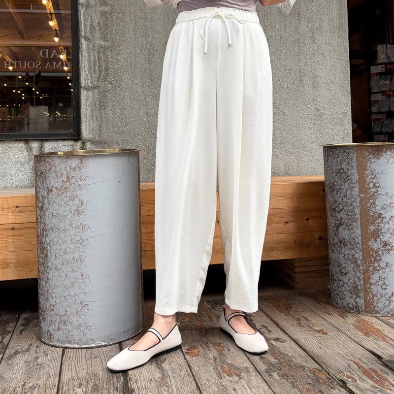 値下げトゥジュー麻100%パンツ、白、未使用 リラクシーシルエットパンツ(ホワイト) | myinemy's STORE