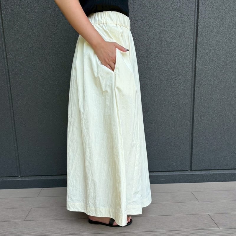 リップストップタックギャザースカート(ホワイト) | myinemy's STORE