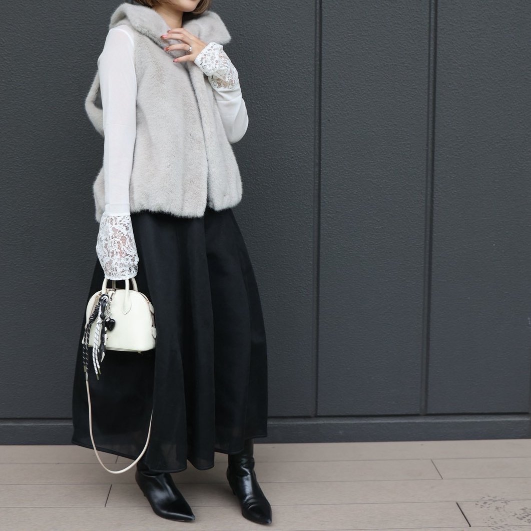 ハイネックファーベスト(ライトグレー) | myinemy's STORE