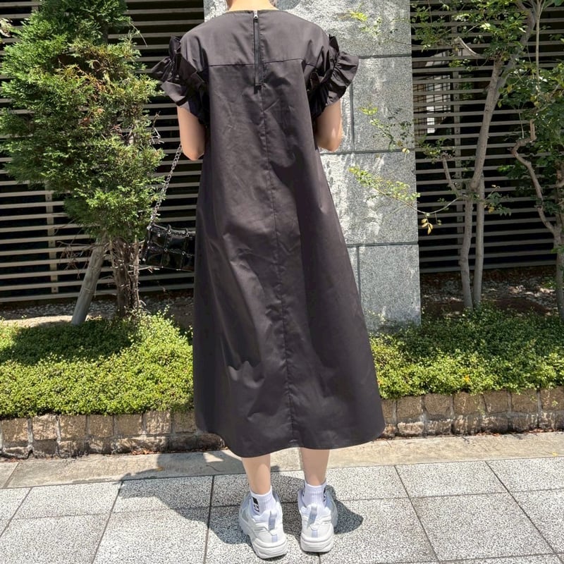 フリル袖ワンピース(ブラック) | myinemy's STORE