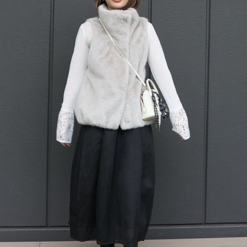 ハイネックファーベスト(ライトグレー) | myinemy's STORE