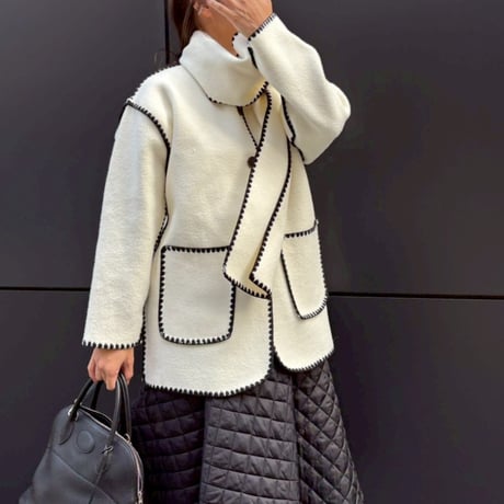 マフラー付き刺繍ノーカラーコーディガン(ホワイト)