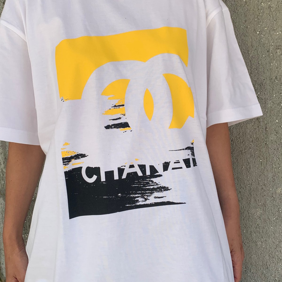 ユニセックスパロディc Tシャツ(ホワイト×イエロー) | myinemy
