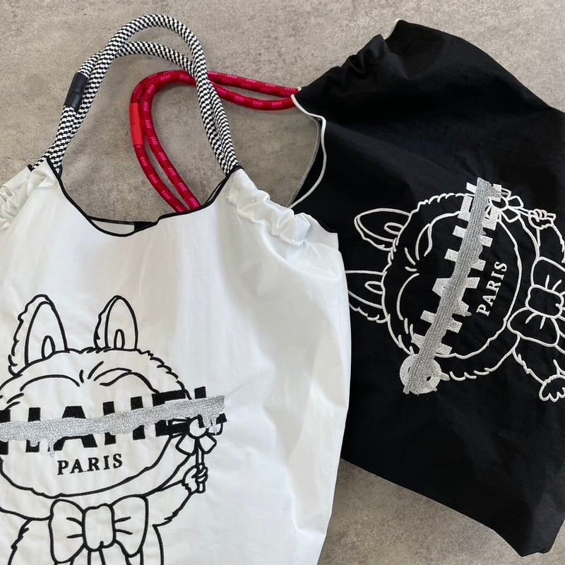 未使用品】monzee モンジー ナイロンバッグ 立体刺繍 未使用品】monzee