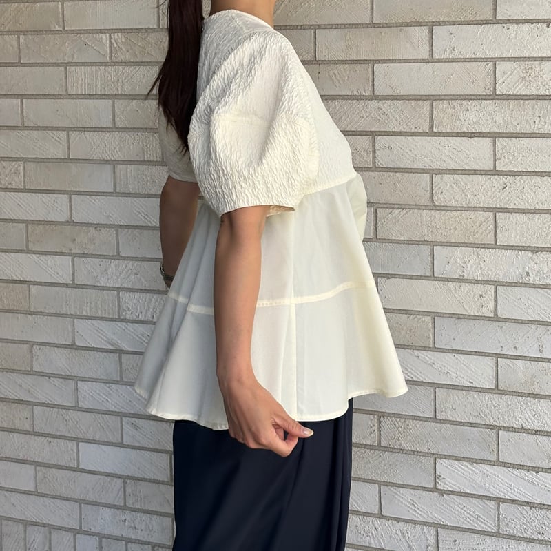 ジャガード切替ペプラムブラウス(オフ) | myinemy's STORE ジャガード切替ペプラムブラウス(オフ) | myinemy's STORE