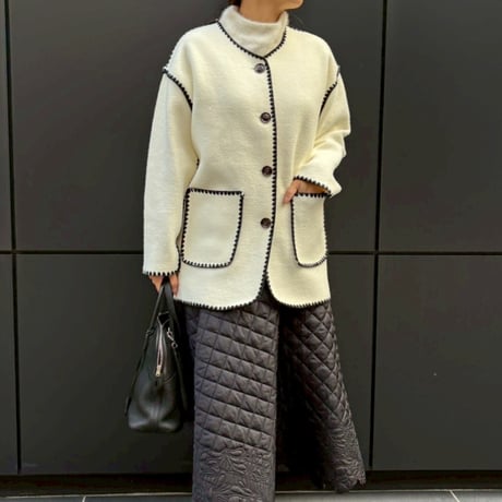 マフラー付き刺繍ノーカラーコーディガン(ホワイト)