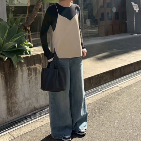 レザーライクキャミソール(グレージュ)
