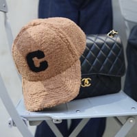 パロディc ボアCAP(ホワイト・モカ・ブラック)