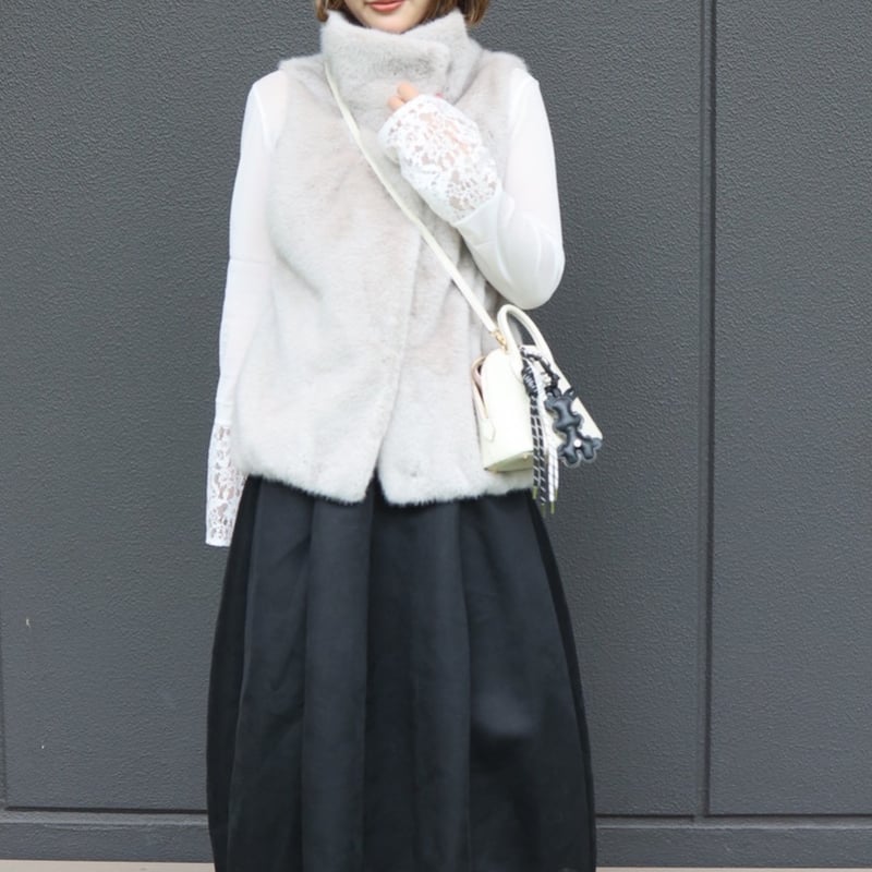 ハイネックファーベスト(ライトグレー) | myinemy's STORE