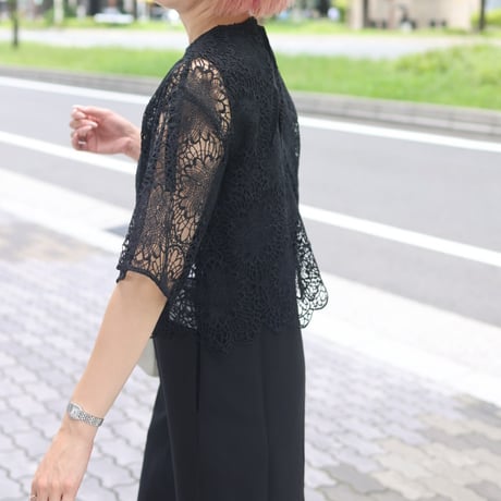 前後＆お袖2WAYスカラップレースブラウス(ブラック)