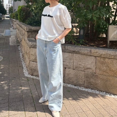 ボリュームロゴTシャツ(ホワイト・接触冷感)