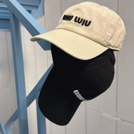 パロディm CAP(アイボリー・ブラック)