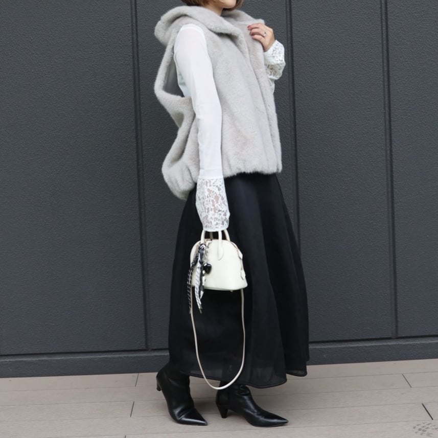 ハイネックファーベスト(ライトグレー) | myinemy's STORE