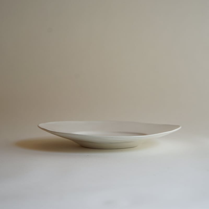 安藤雅信】オランダ皿 L（乳白艶釉） | ギャルリ百草 online store