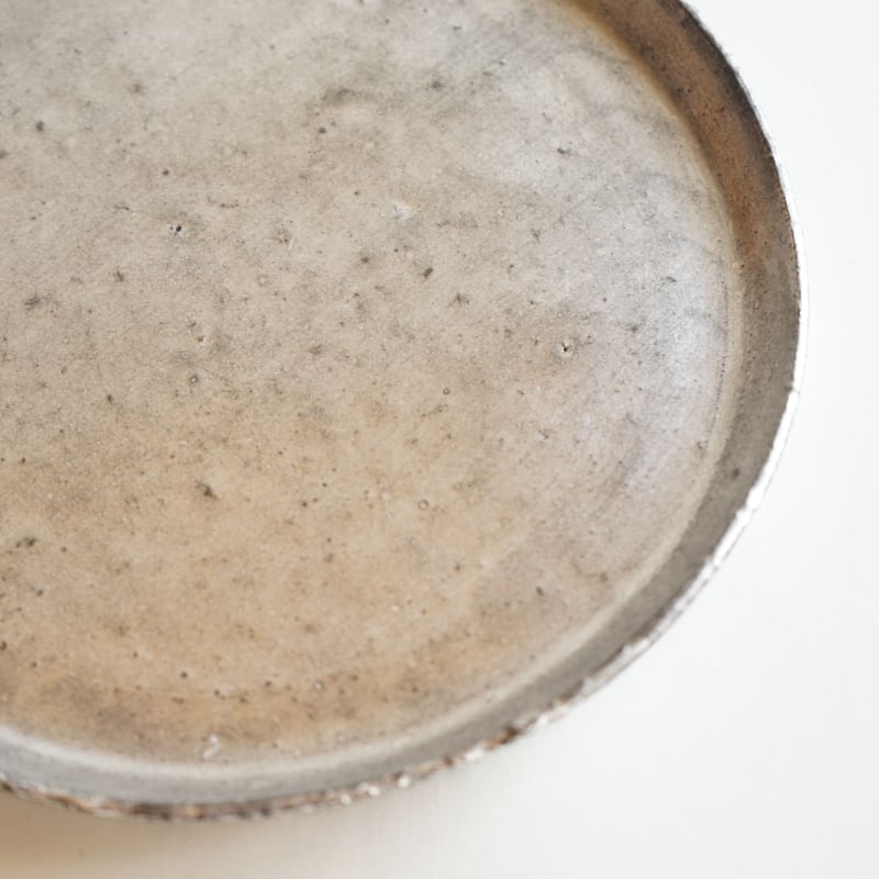 安藤雅信】黒銀彩切立平皿 六・五寸（銀彩） | ギャルリ百草 online store