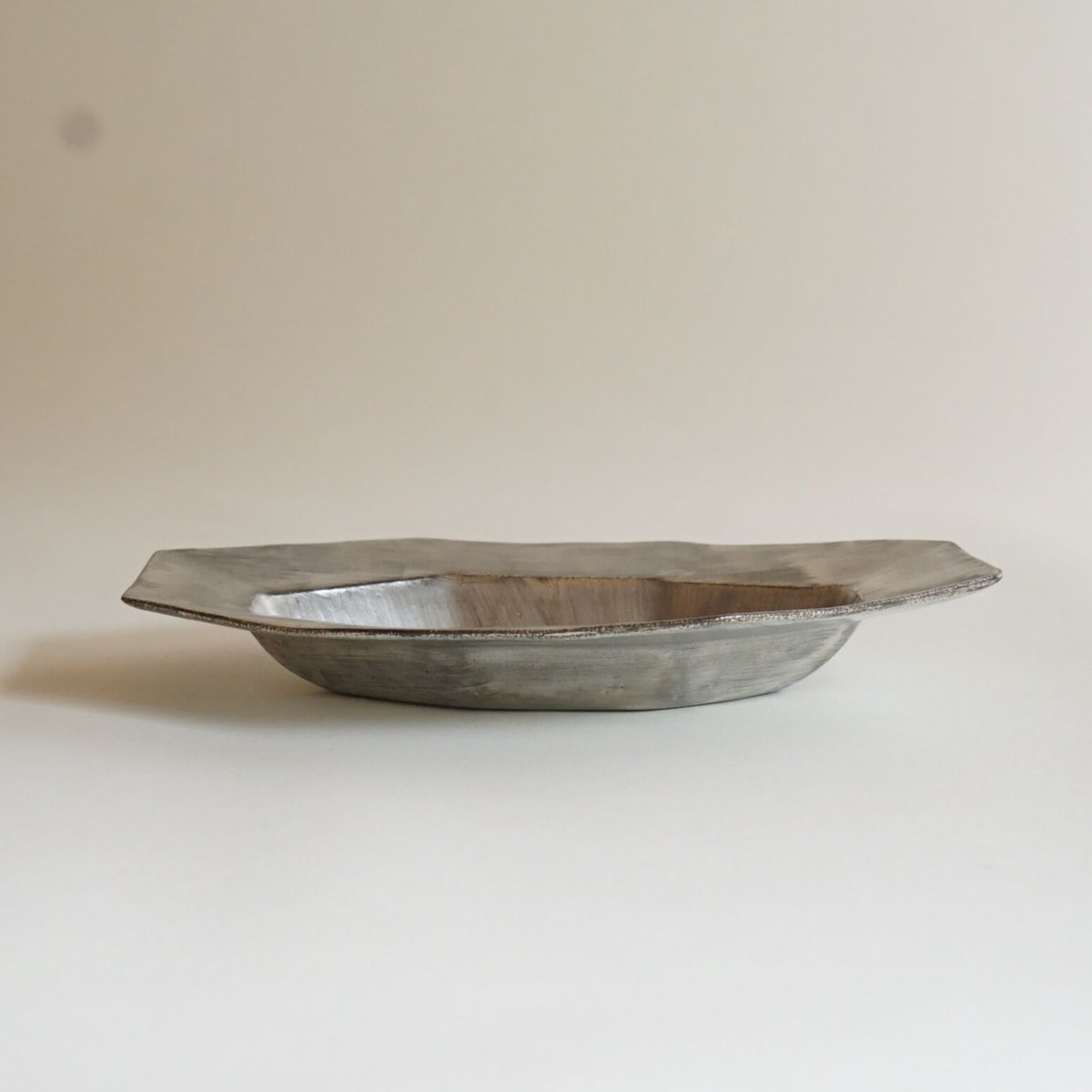 安藤雅信  器  銀彩 長角皿 安藤雅信】銀彩ピュータースープ皿 M | ギャルリ百草 online store