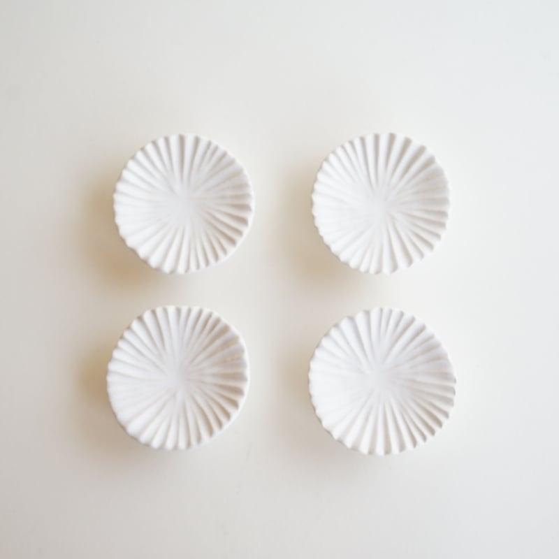 安藤雅信】菊小皿（白マット釉） | ギャルリ百草 online store