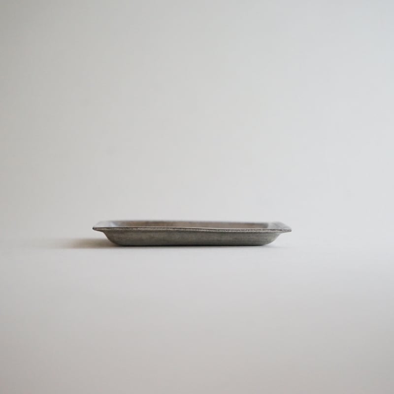 安藤雅信】銀彩リム細角皿（銀彩） | ギャルリ百草 online store