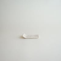 安藤雅信】オランダ四弁オーバル輪花皿 M （白マット釉） | ギャルリ