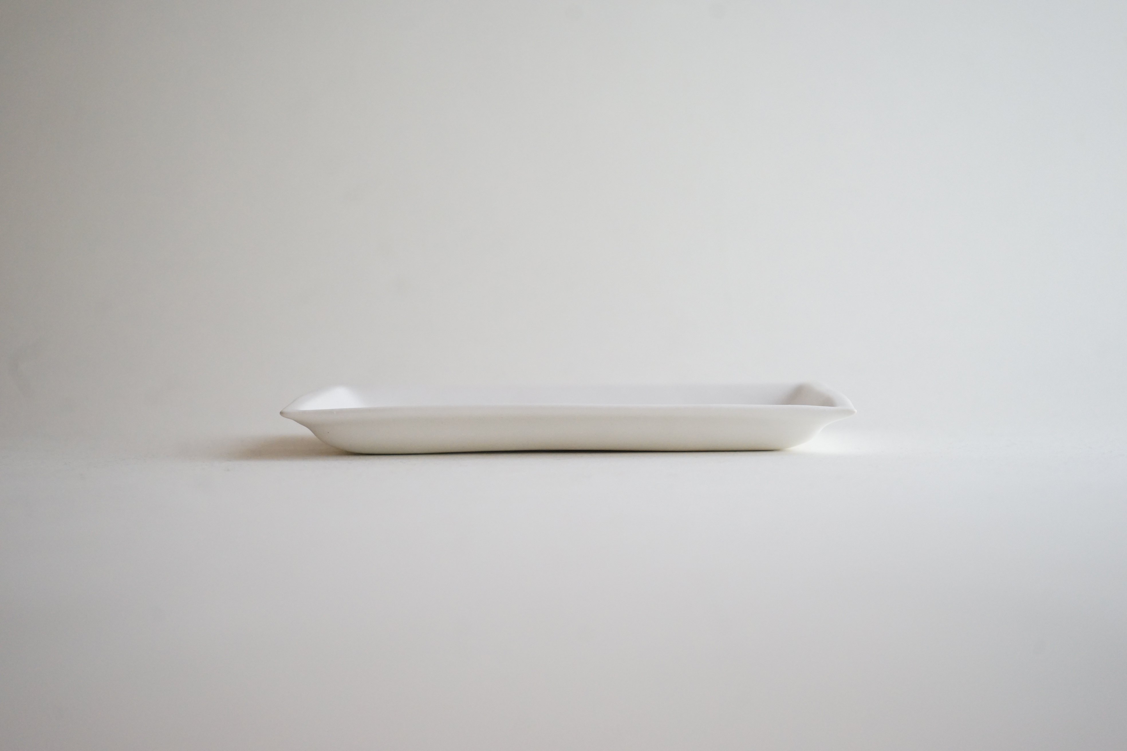 安藤雅信】リム細長角皿 （白マット釉） | ギャルリ百草 online store