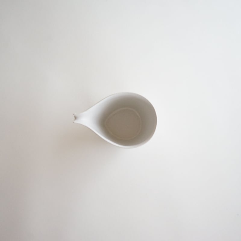 【安藤雅信】 外薄桜釉片口M ギャルリ百草 安藤雅信】細長片口 LM（白マット釉） | ギャルリ百草 online store