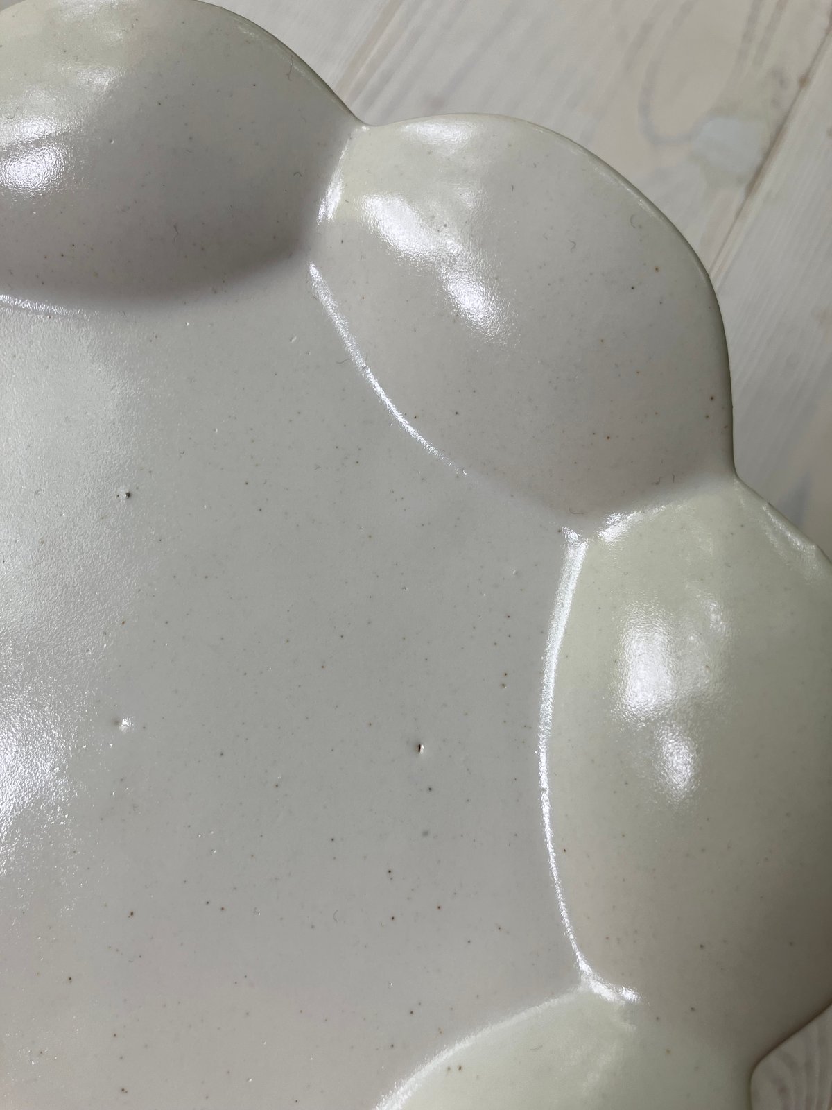 安藤雅信イタリア輪花スープ皿 M乳白艶釉