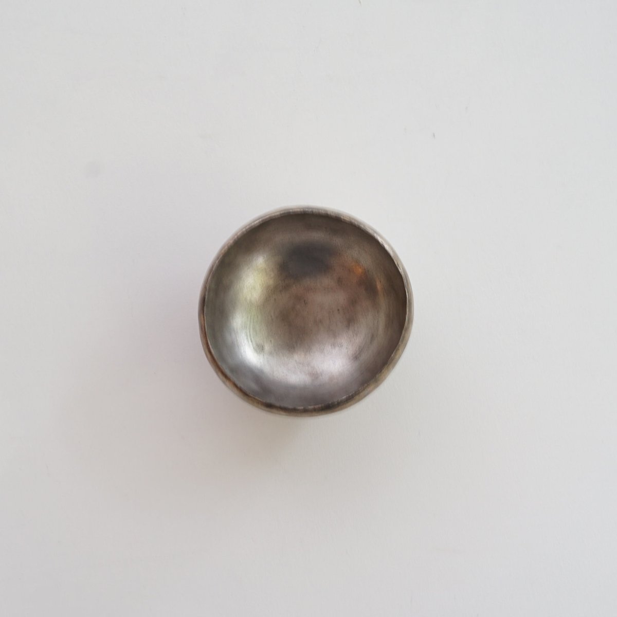 安藤雅信】銀彩鎌倉鉢 S | ギャルリ百草 online store