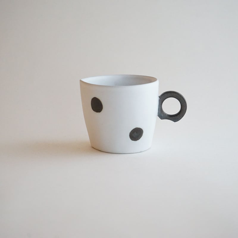 安藤雅信】カフェオーレ パンダ（白糖釉/黒錆釉） | ギャルリ百草