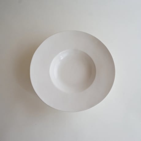 【安藤雅信】 イタリア皿 M（乳白艶釉）