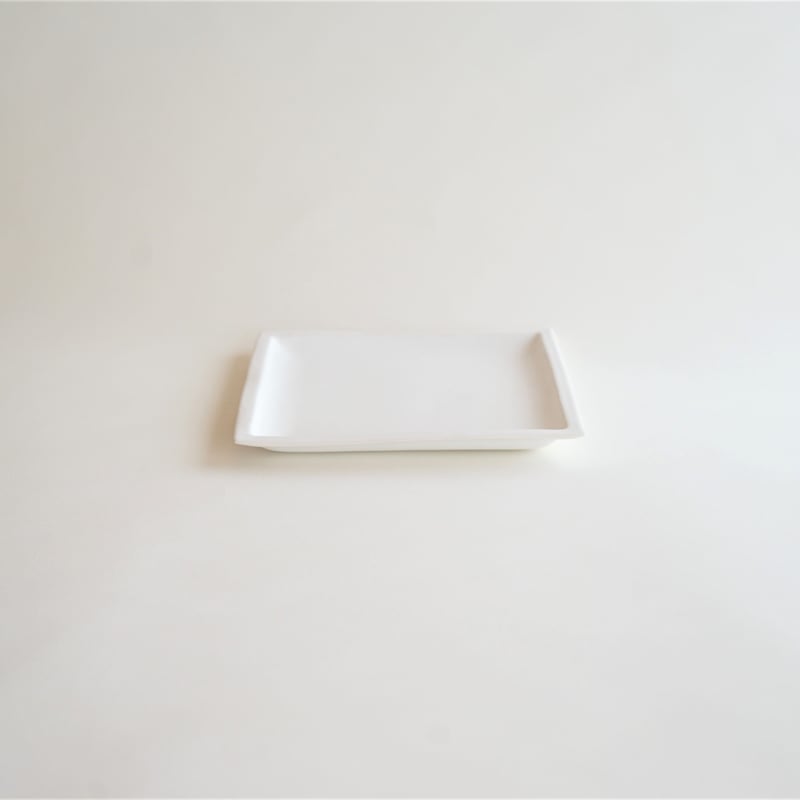 安藤雅信　リム細正角皿　LM 白マット釉 安藤雅信】リム細正角皿 LM（白マット釉） | ギャルリ百草 online store