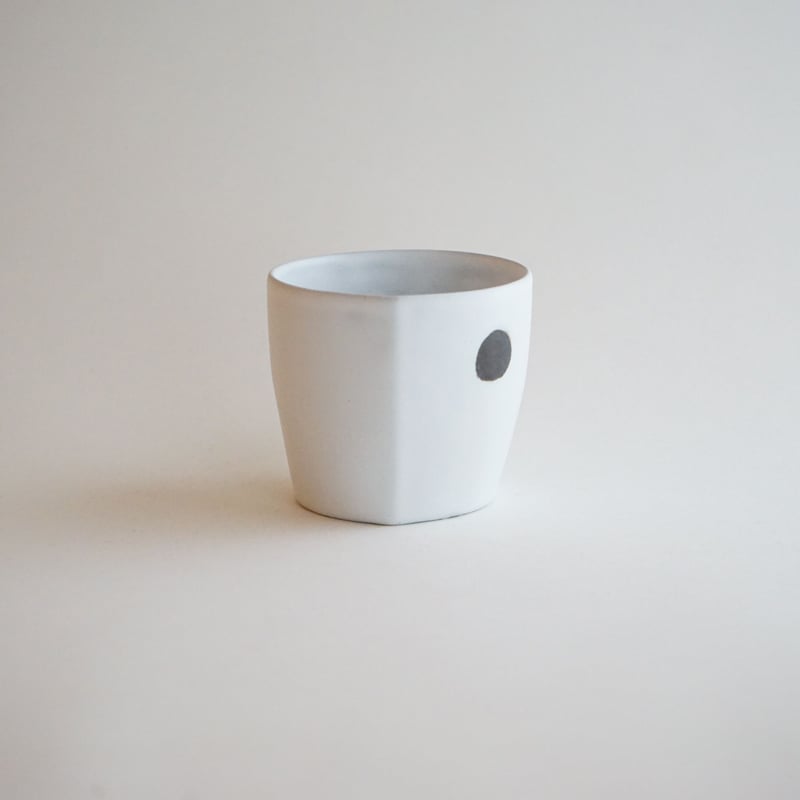 安藤雅信】カフェオーレ パンダ（白糖釉/黒錆釉） | ギャルリ百草