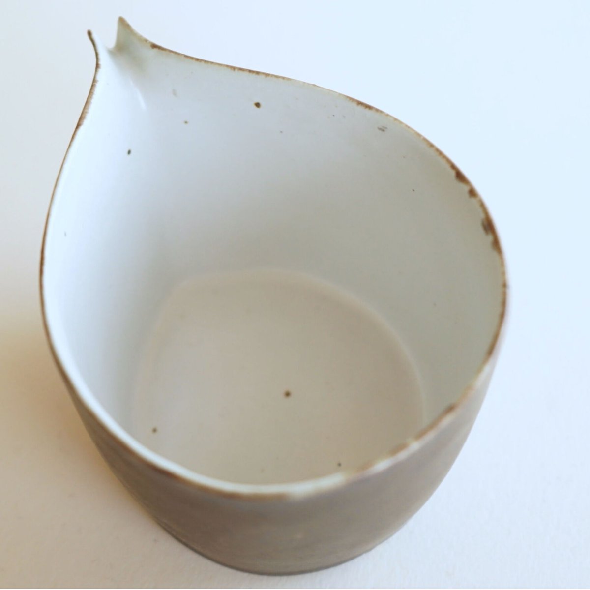 ■安藤雅信 片口 安藤雅信】片口 M 黒（黒錆釉） | ギャルリ百草 online store