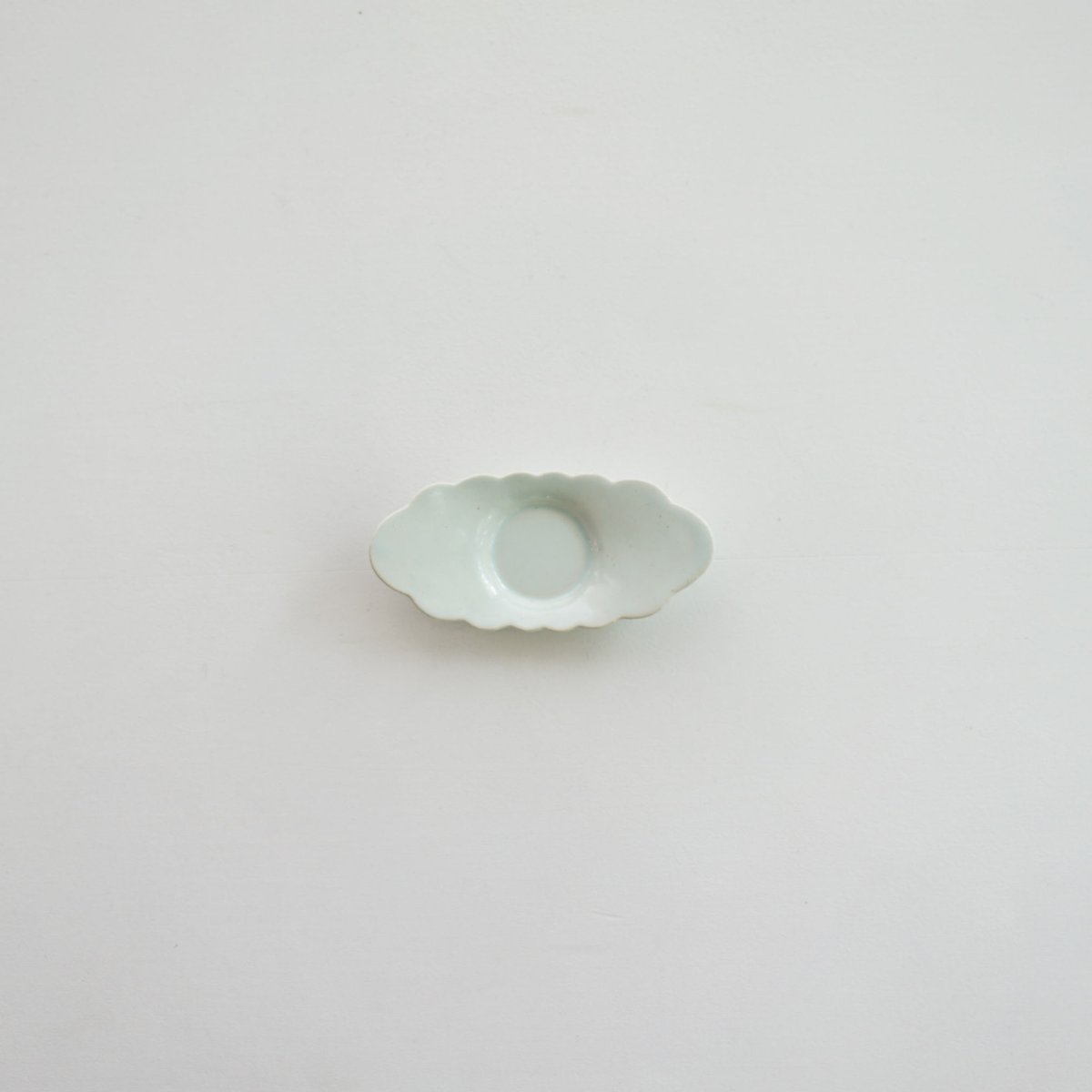 安藤雅信】白藍釉雲型茶托 | ギャルリ百草 online store