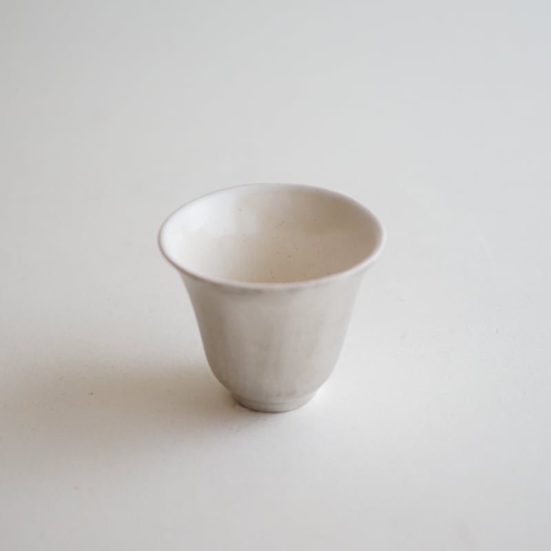 安藤雅信】外白銀彩黄磁細茶杯（白銀彩） | ギャルリ百草 online