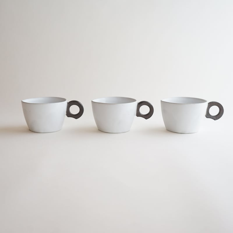 安藤雅信】カプチーノ パンダ（白糖釉/黒錆釉） | ギャルリ百草 online