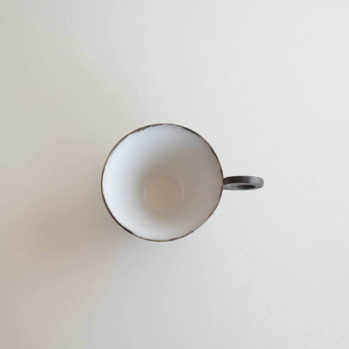 安藤雅信】黒イギリスコーヒー M（黒錆釉） | ギャルリ百草 online store