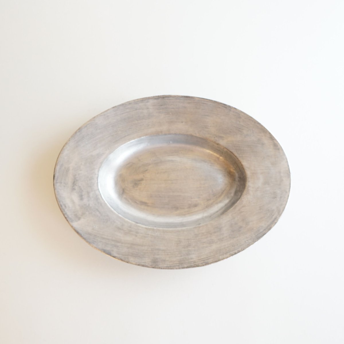 安藤雅信】銀彩ピューターリムオーバル深皿 | ギャルリ百草 online store 