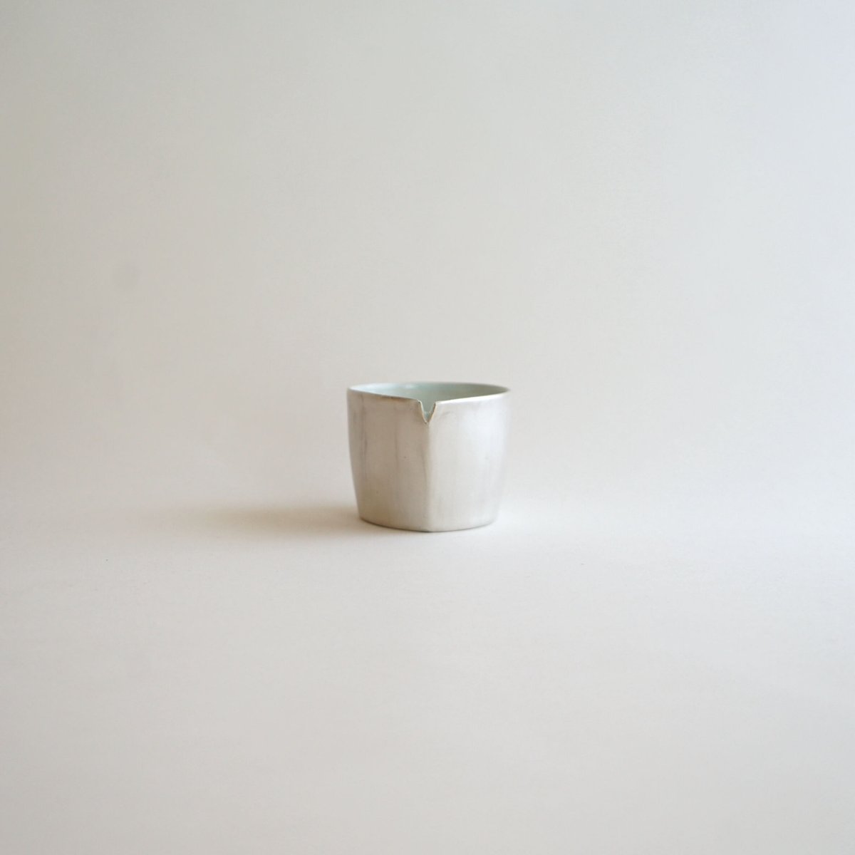 安藤雅信】 外薄桜釉片口M ギャルリ百草 安藤雅信】外薄桜釉片口LMM